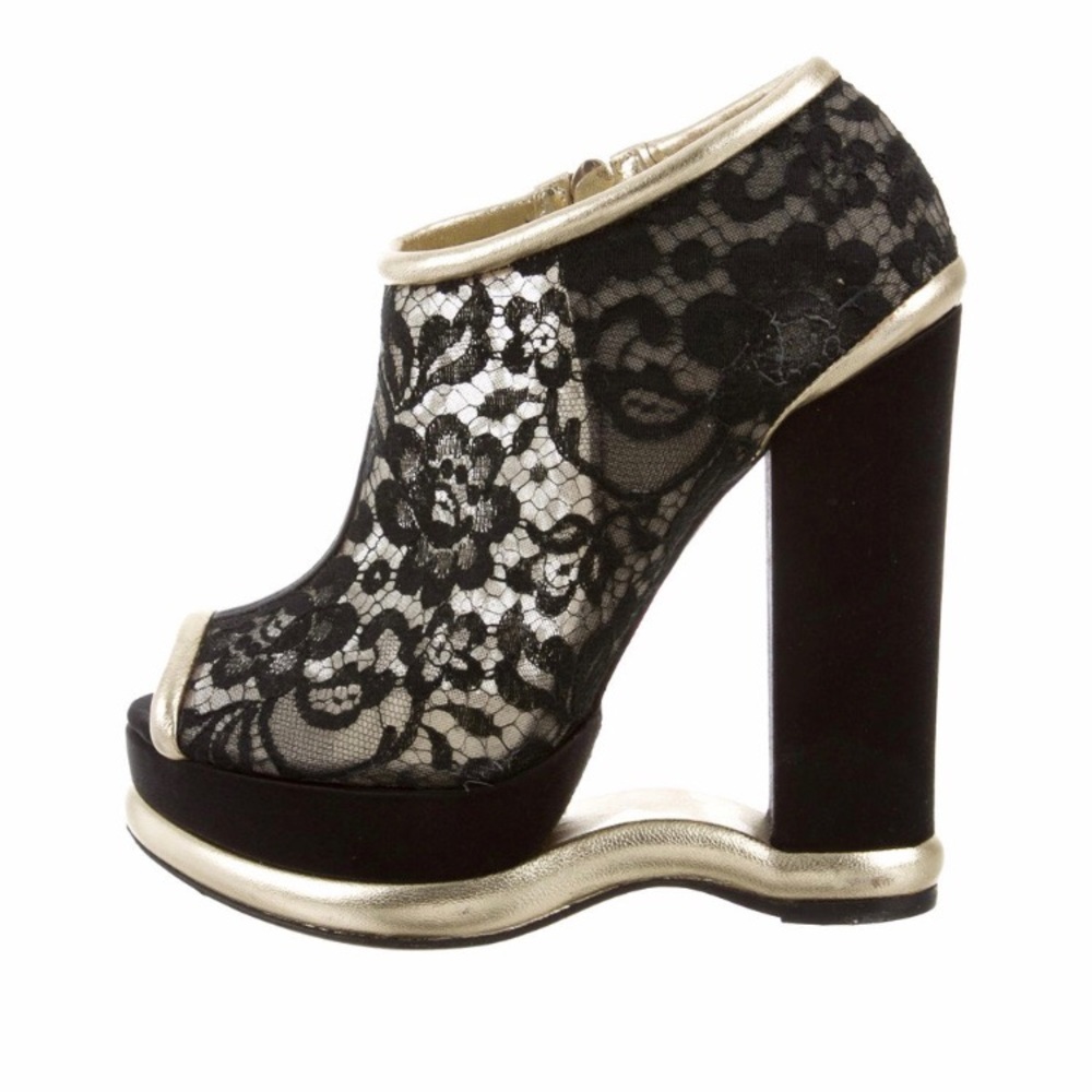 Dolce & Gabbana unique Lace platform